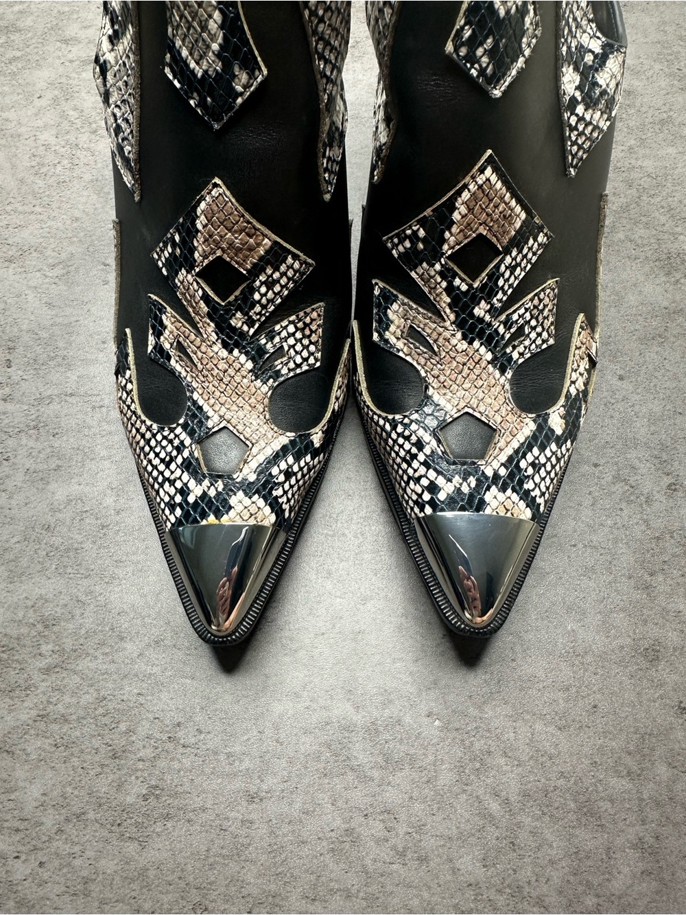 Gianni Bini Snakeskin Print Pointed Toe Block Heel Mule Size 10M NWT - Picture 2 of 8